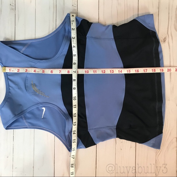 Nike Run Shell/ Tank, Size Small - Picture 6 of 8